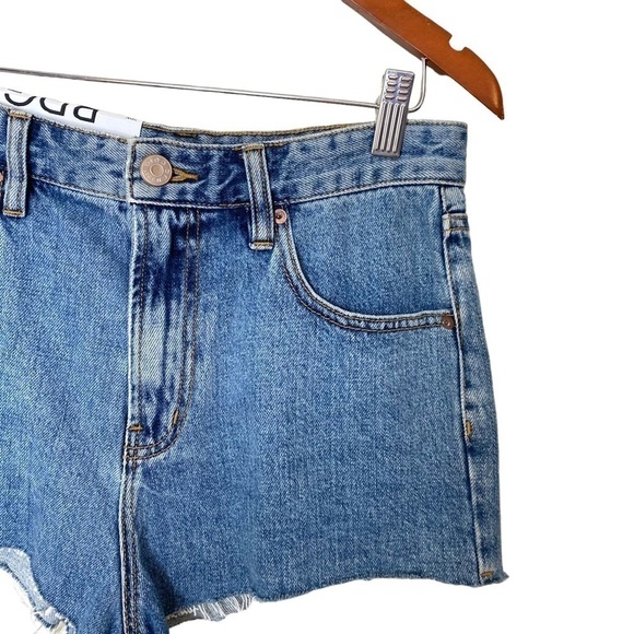 URBAN Outfitters BDG Cheeky Super High Rise Shorts - Picture 4 of 11